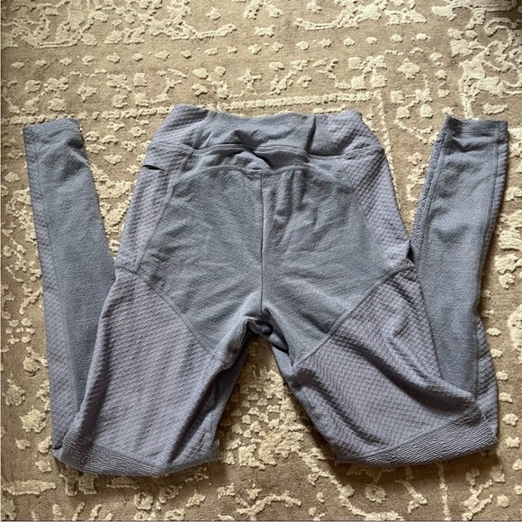 Gymshark True Texture Leggings in Steel Blue/Lavender Sz XS - Picture 3 of 9